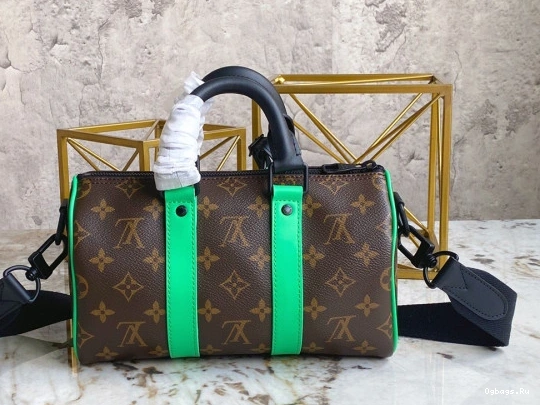 LOUIS VUITTON BANDOULIÈRE KEEPALL 25 0223
